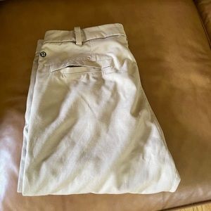 Lululemon Khaki Pants 32x33 EUC
